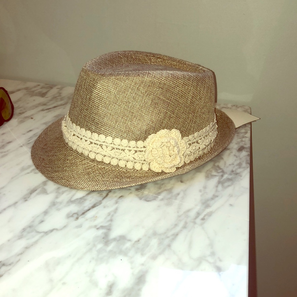 Short brim fedora
